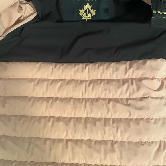 I’m selling mii bby moose knuckle coat she only try I’d it on can’t fit it women - Picture 2 of 7